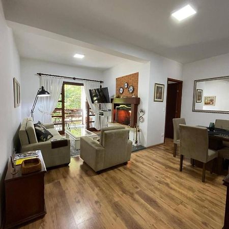 Lindo Apto No Centro Capivari - Condominio Privado Campos do Jordão Εξωτερικό φωτογραφία